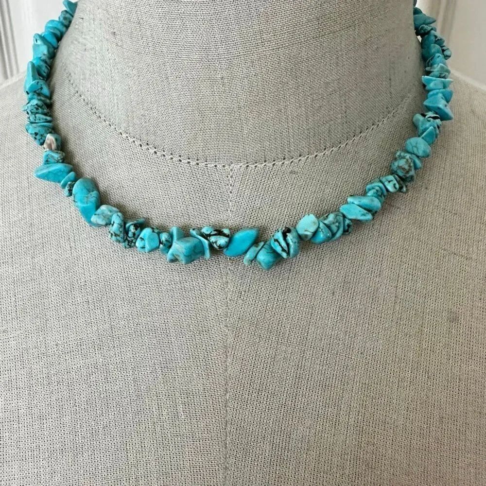 Dyed Howlite Chip Necklace